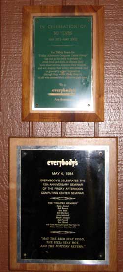 Photo of the two plaques at Everybody's